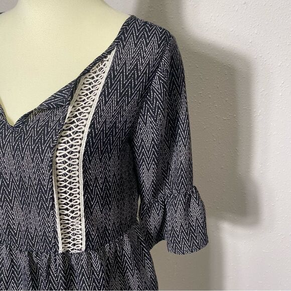 Maurices Lightweight Boho Embroidered Elastic Waist Blouse Women's Size XS - Picture 12 of 16